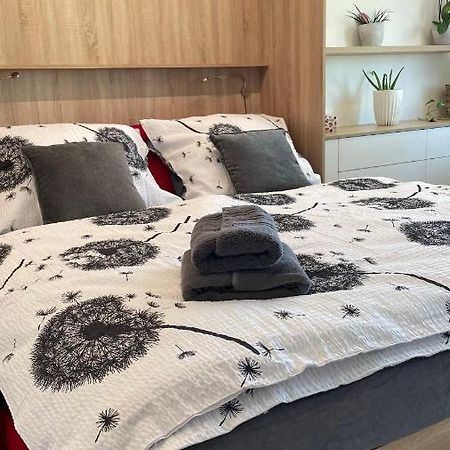 Apartman Na Zahradni Кийов Екстериор снимка