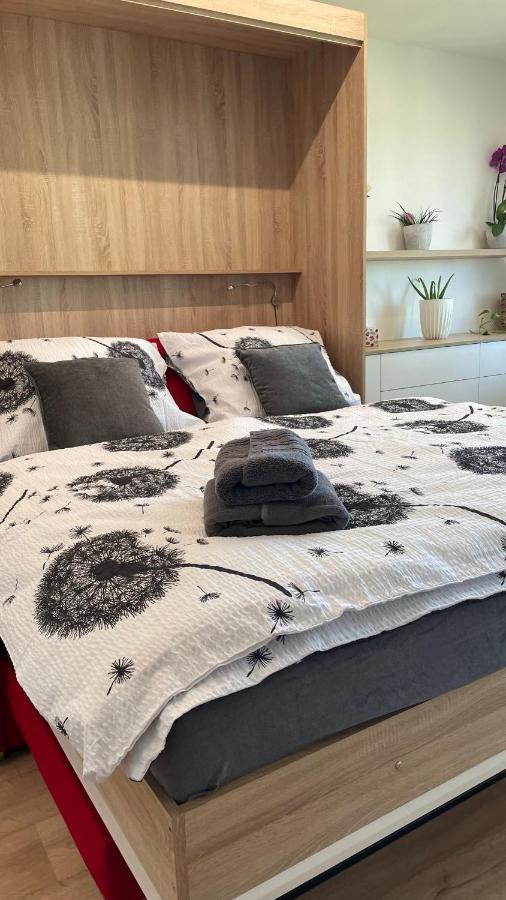 Apartman Na Zahradni Кийов Екстериор снимка